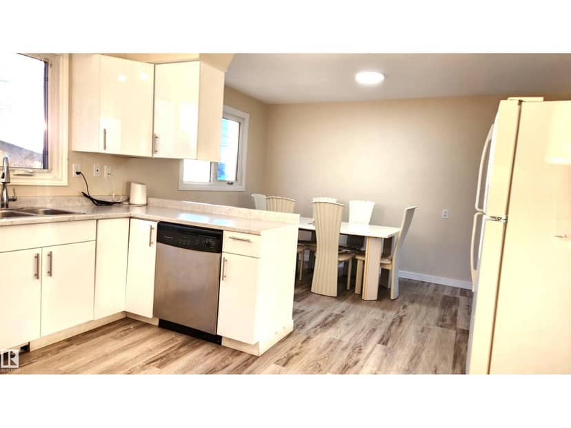 4709 106 ST NW, Edmonton, photo 3