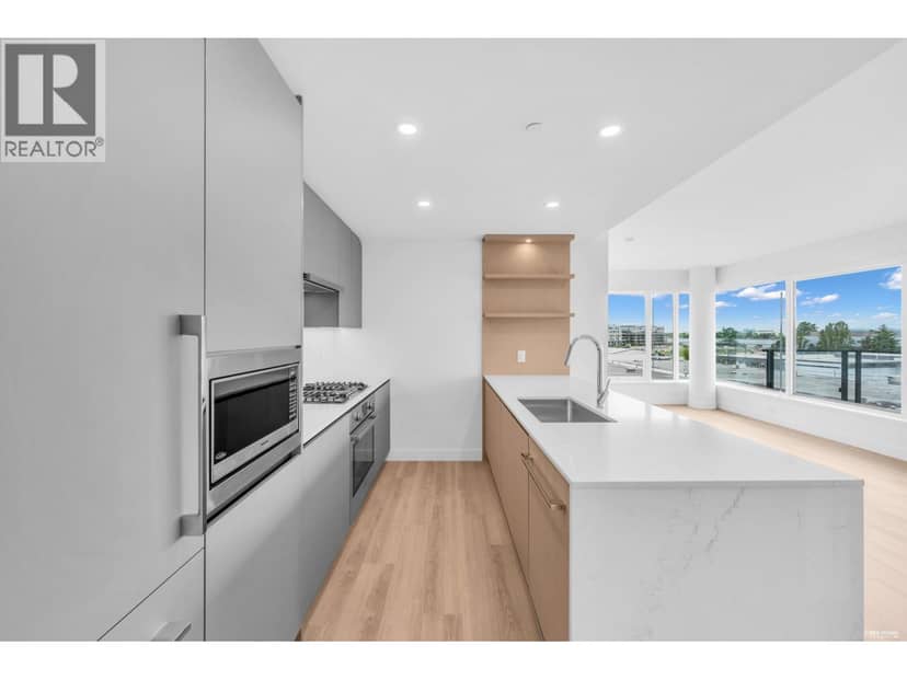 609 5520 MCNAUGHTON ROAD, Richmond, photo 2