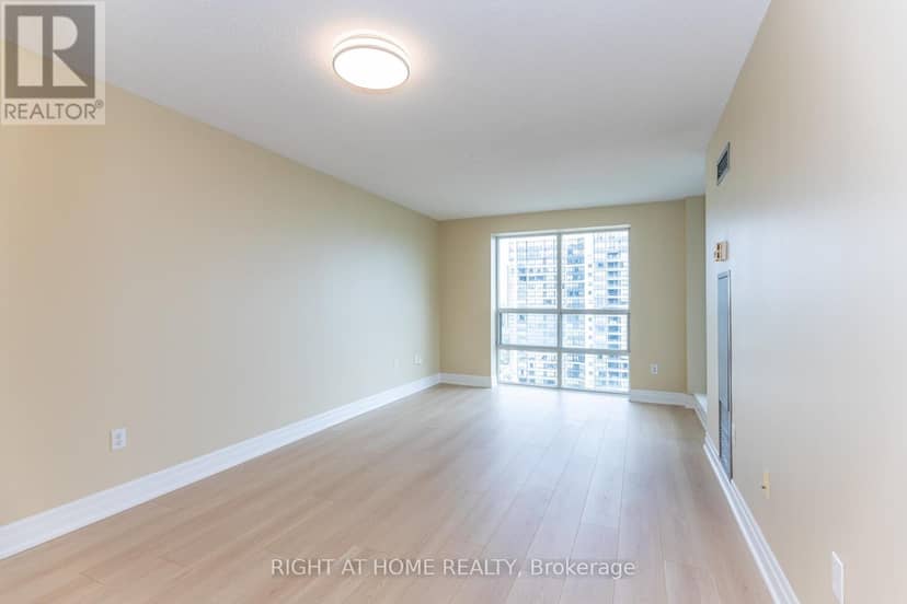 1706 - 3 Pemberton Avenue — photo 9 of 22