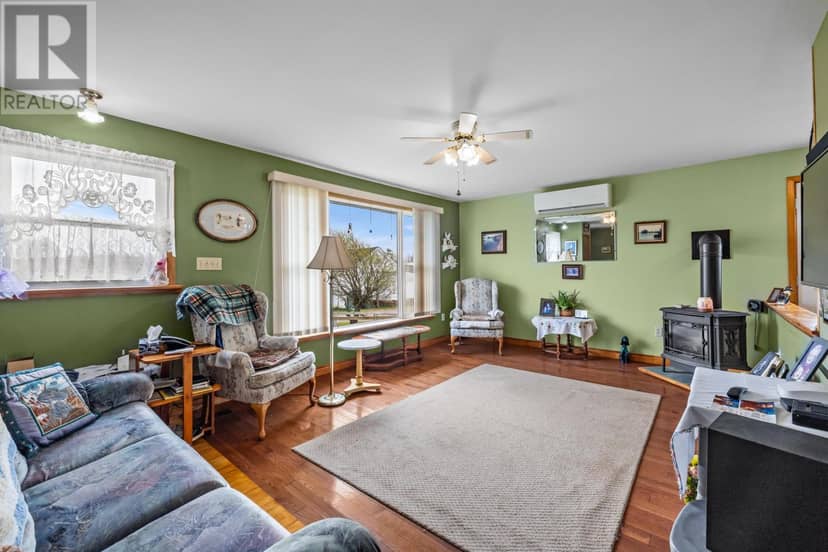 801 Winsloe Road — photo 13 of 40