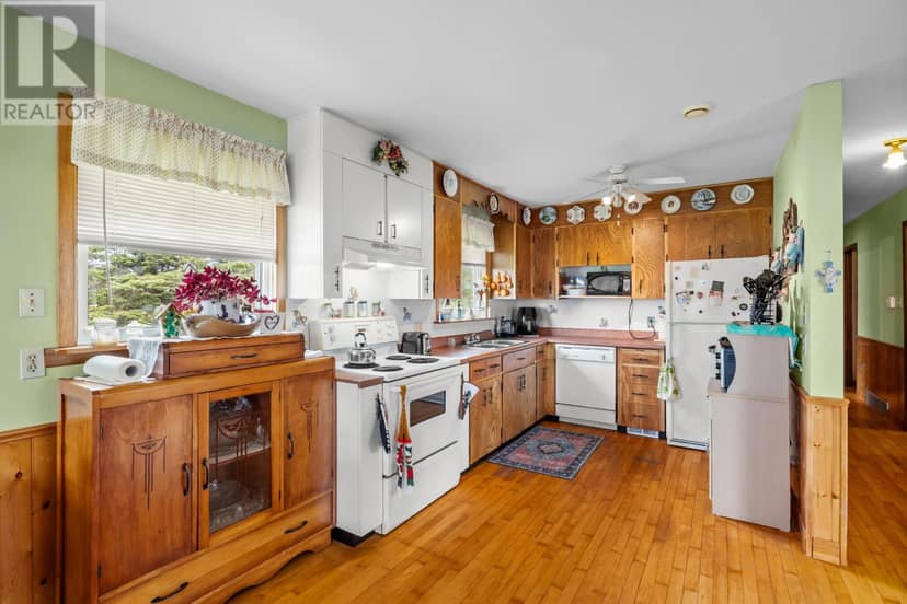 801 Winsloe Road, Winsloe North, photo 8