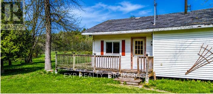 1013 Turner Way, Central Frontenac, photo 2