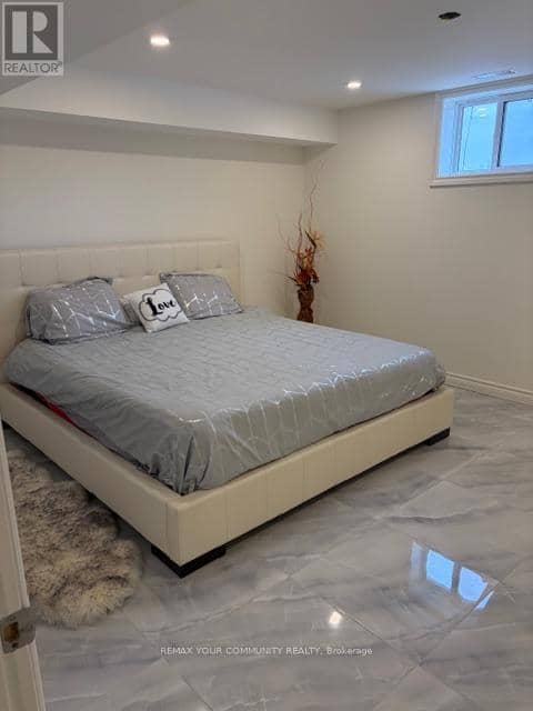 31750 Simcoe Street — photo 29 of 36