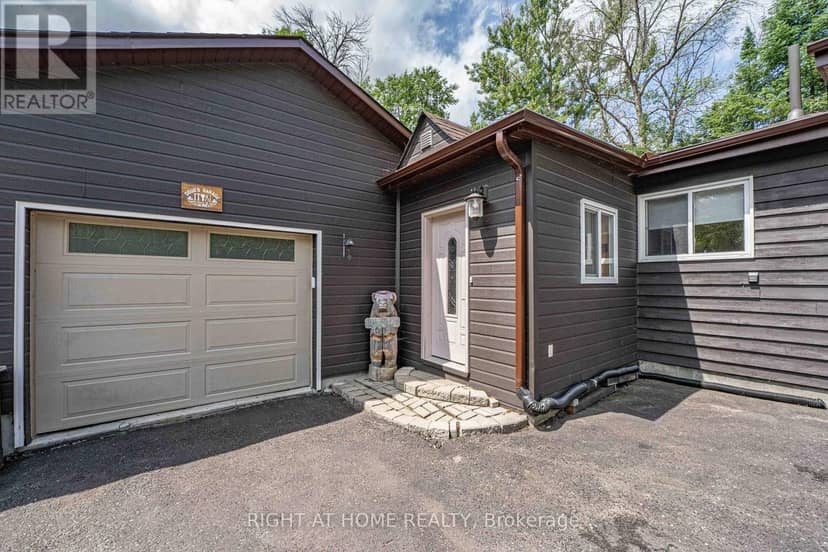 5171 Severn Pines Crescent — photo 3 of 29