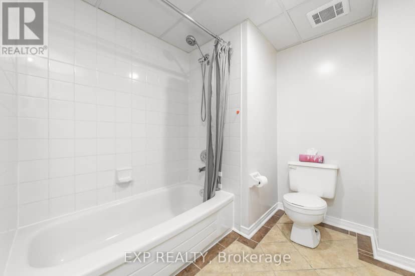 305 - 1490 Heron Road — photo 26 of 38
