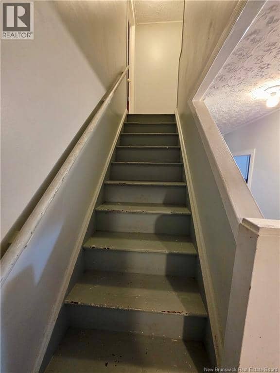 136 Shirley Avenue — photo 16 of 24