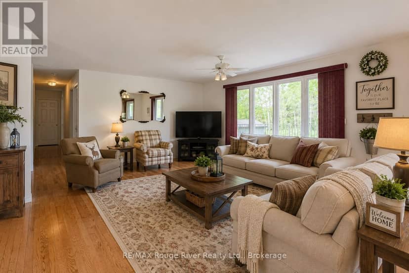 3360 Burnham Street N — photo 17 of 40
