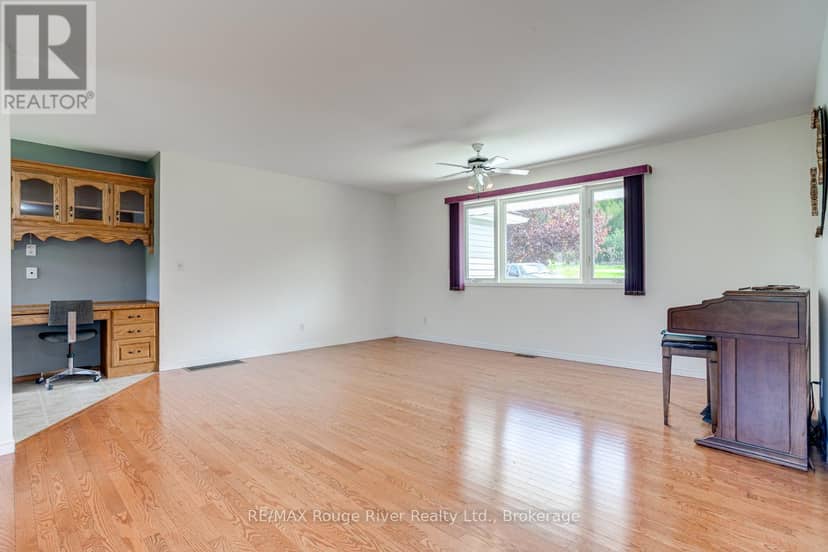 3360 Burnham Street N — photo 22 of 40
