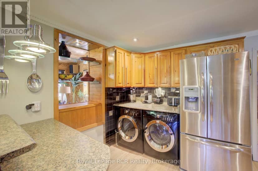 181 Georgina Street — photo 16 of 40