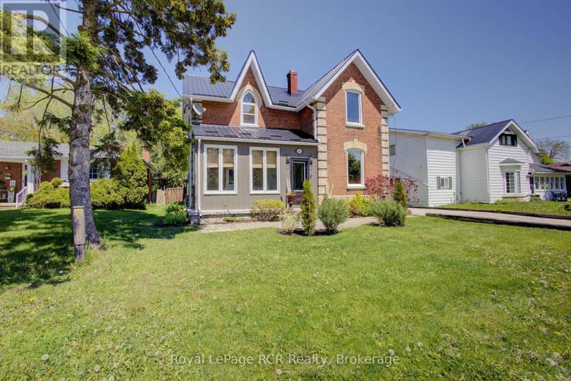181 Georgina Street — photo 3 of 40