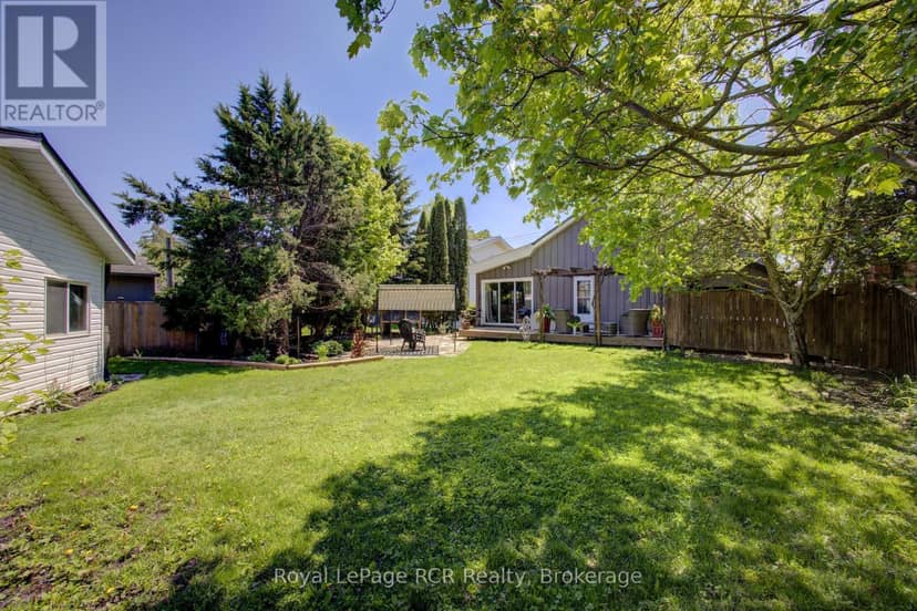 181 Georgina Street — photo 38 of 40