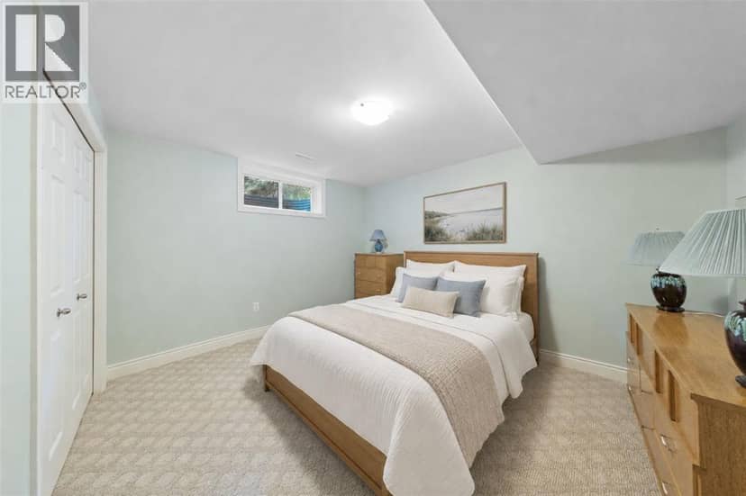 3633 Egremont Road — photo 31 of 40