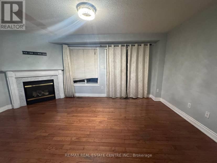 23 Lonestar Crescent — photo 5 of 20