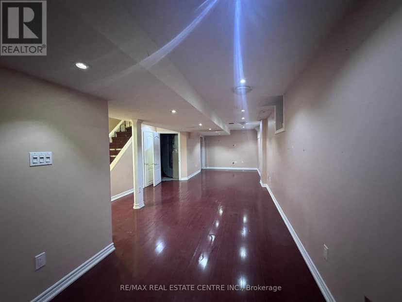 23 Lonestar Crescent — photo 17 of 20