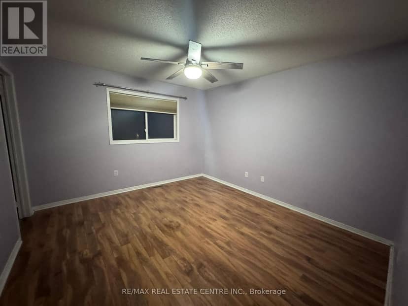 23 Lonestar Crescent — photo 13 of 20