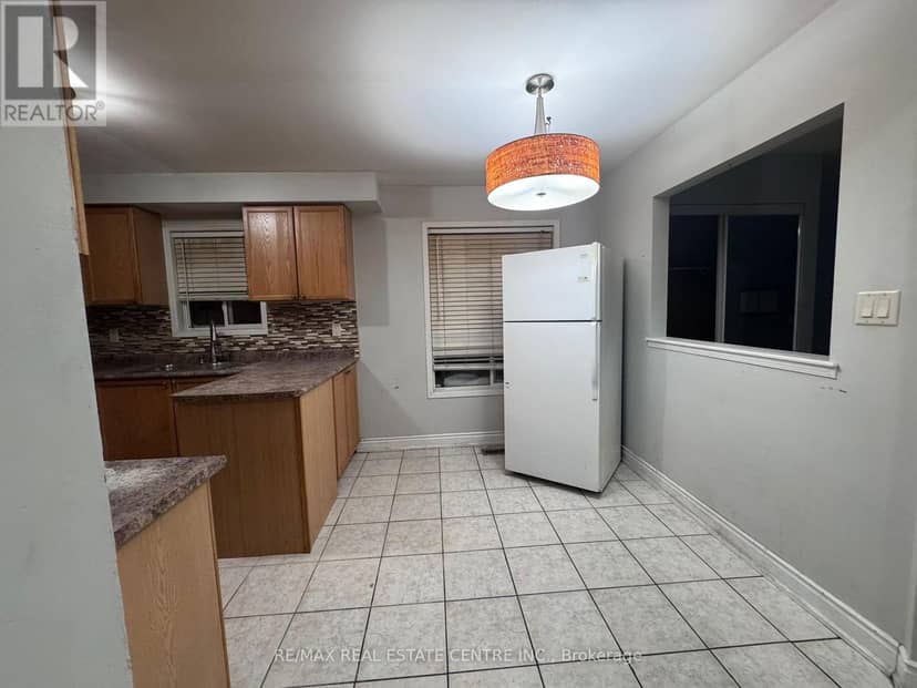 23 Lonestar Crescent — photo 4 of 20