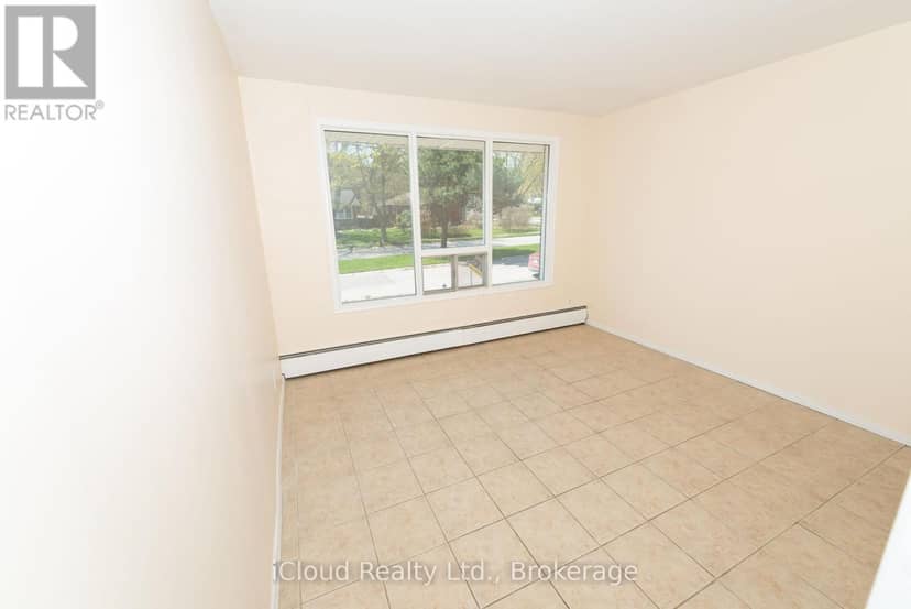 536 Glen Forrest Boulevard — photo 5 of 15