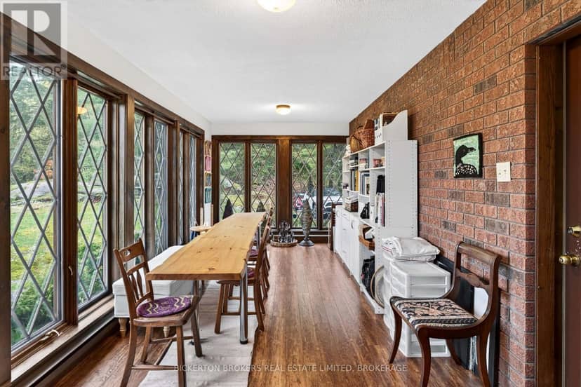 36 Shemrock Drive — photo 10 of 33