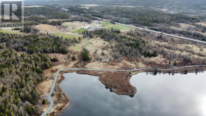 112-114 Southern Shore Highway — photo 3 of 16