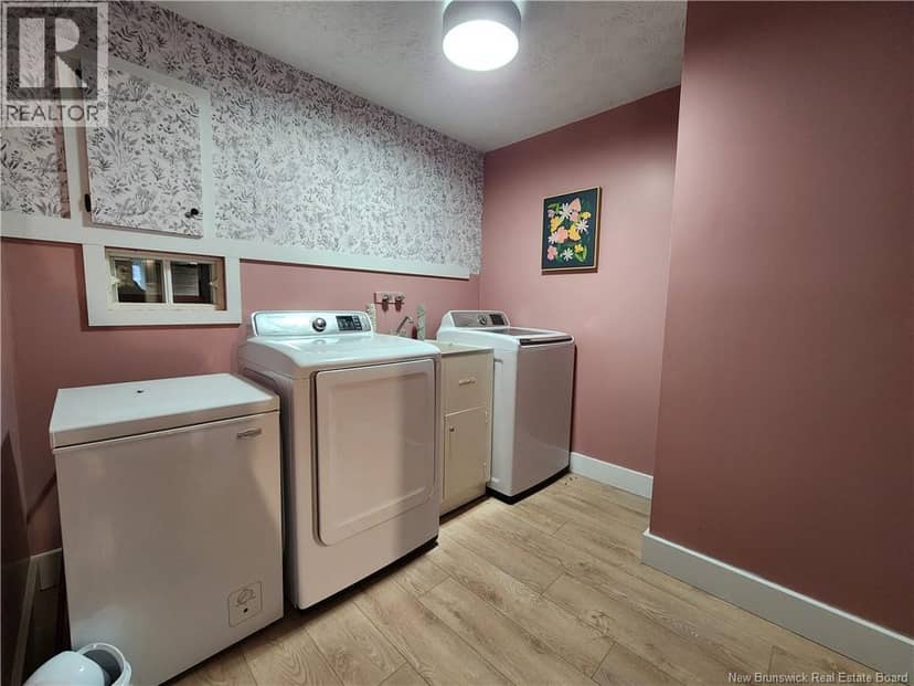 315 Bernier Street — photo 15 of 40