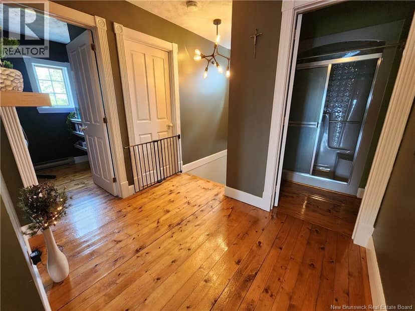 315 Bernier Street — photo 18 of 40