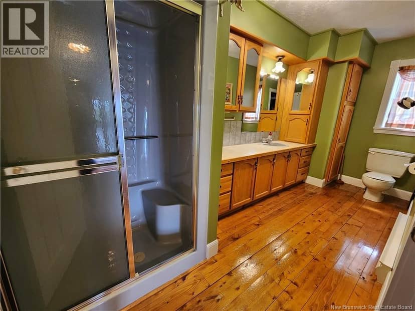 315 Bernier Street — photo 21 of 40