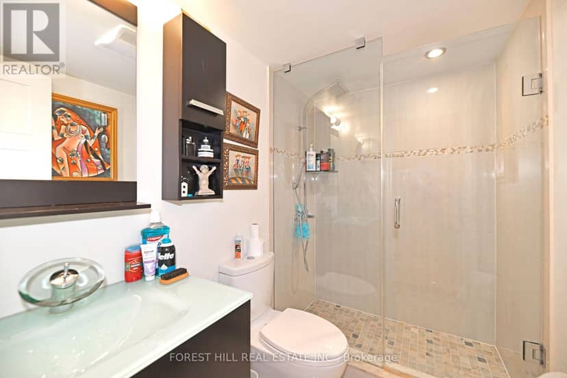 2404 - 135 Antibes Drive — photo 17 of 24