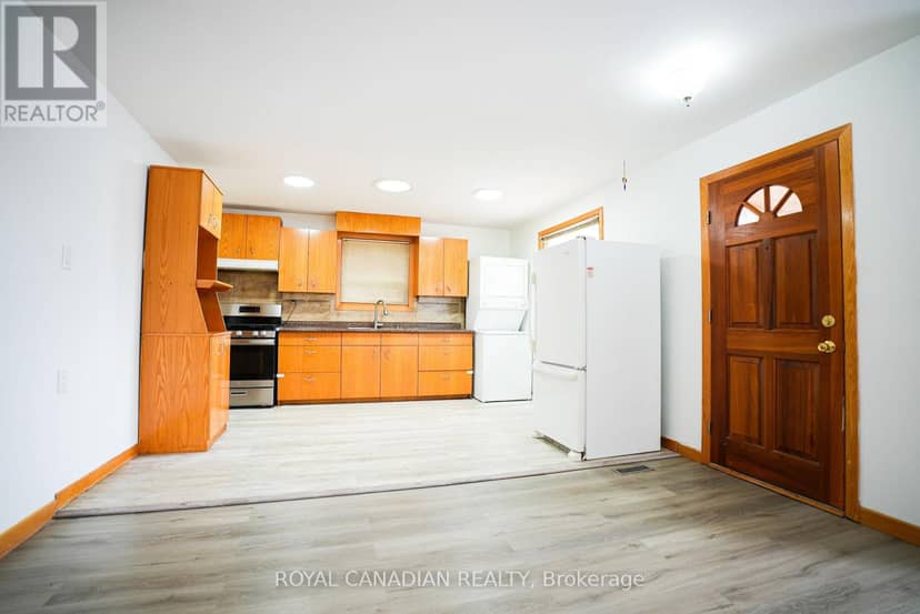 67 Sutherland Avenue — photo 9 of 34