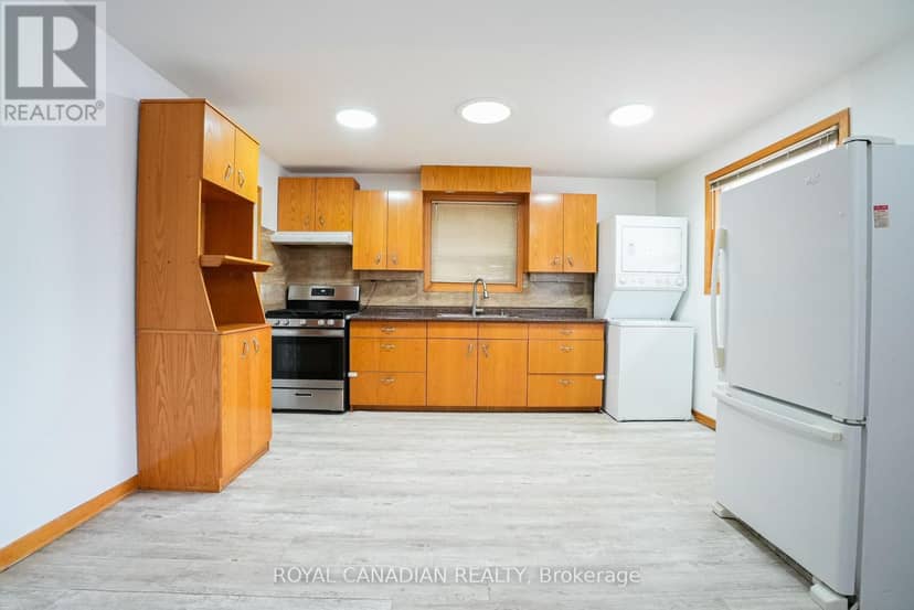 67 Sutherland Avenue — photo 7 of 34