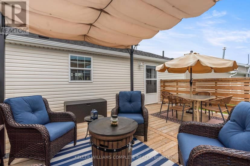 22 Copper Beech Drive — photo 21 of 29