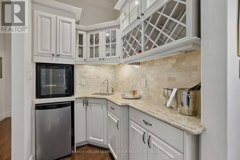 5 Ironwood Crescent — photo 6 of 40