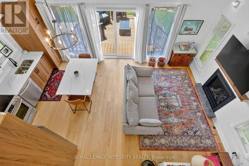 336 Broadway Street W — photo 19 of 40