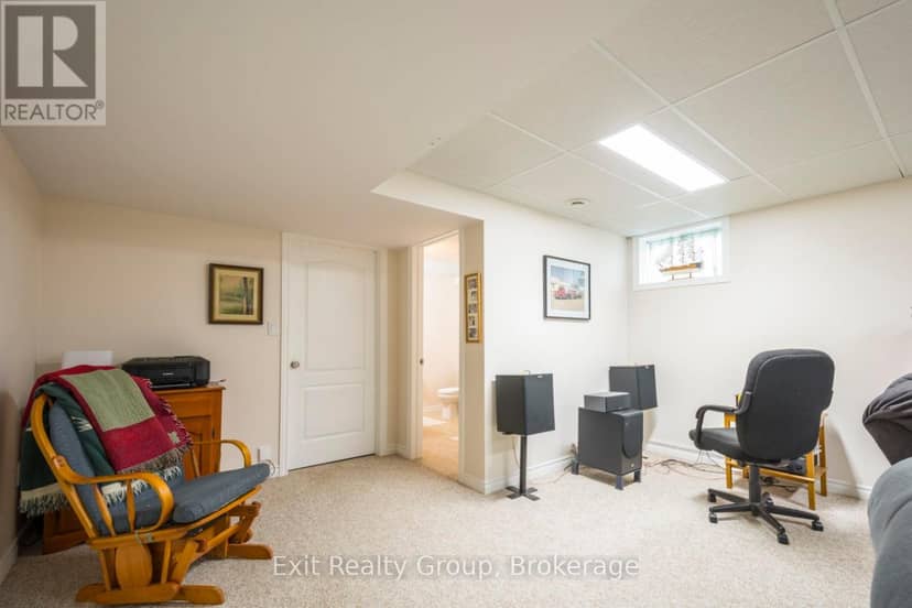 30 Aletha Drive — photo 17 of 29