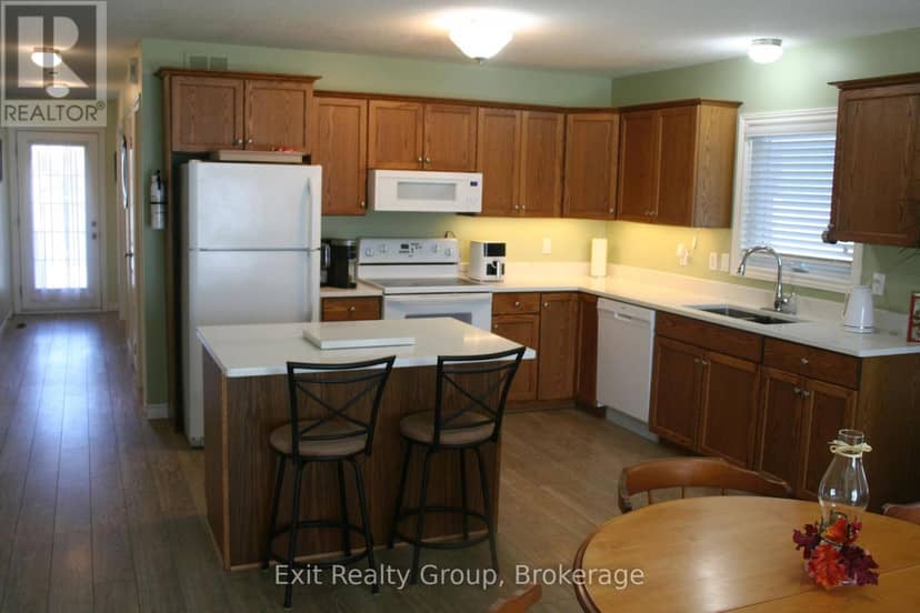 30 Aletha Drive — photo 7 of 29