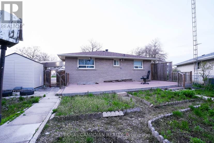 67 Sutherland Avenue — photo 33 of 34