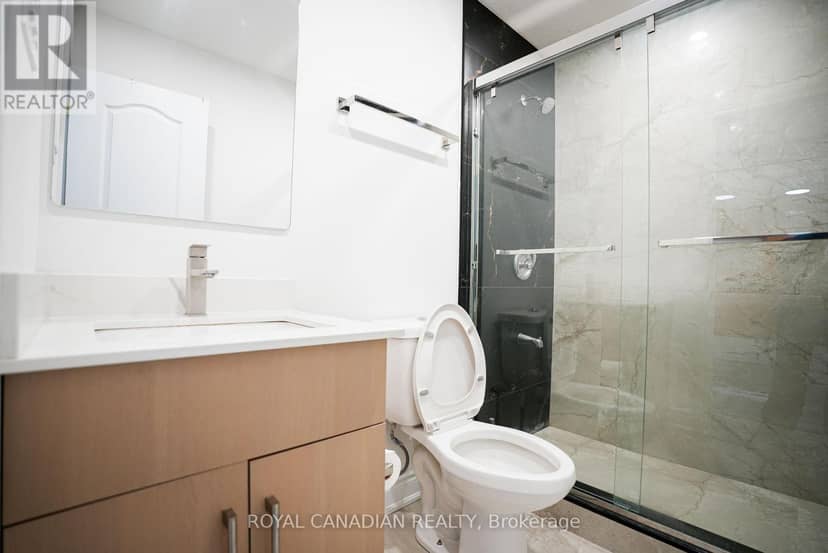 67 Sutherland Avenue — photo 17 of 34