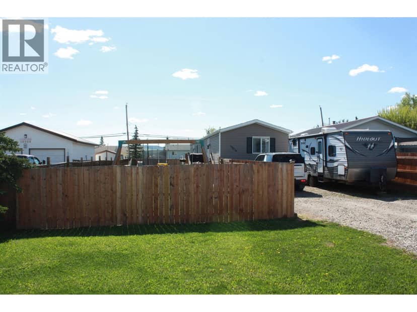 10074 99 STREET, Taylor, photo 2