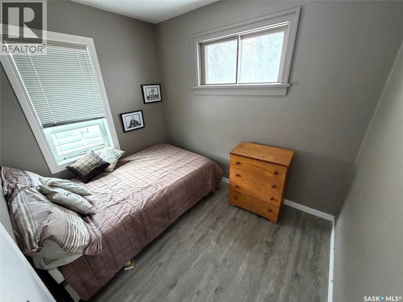 412 Main STREET — photo 12 of 23