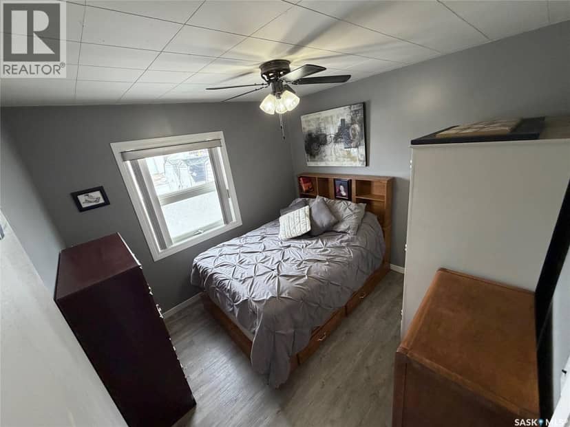 412 Main STREET — photo 17 of 23