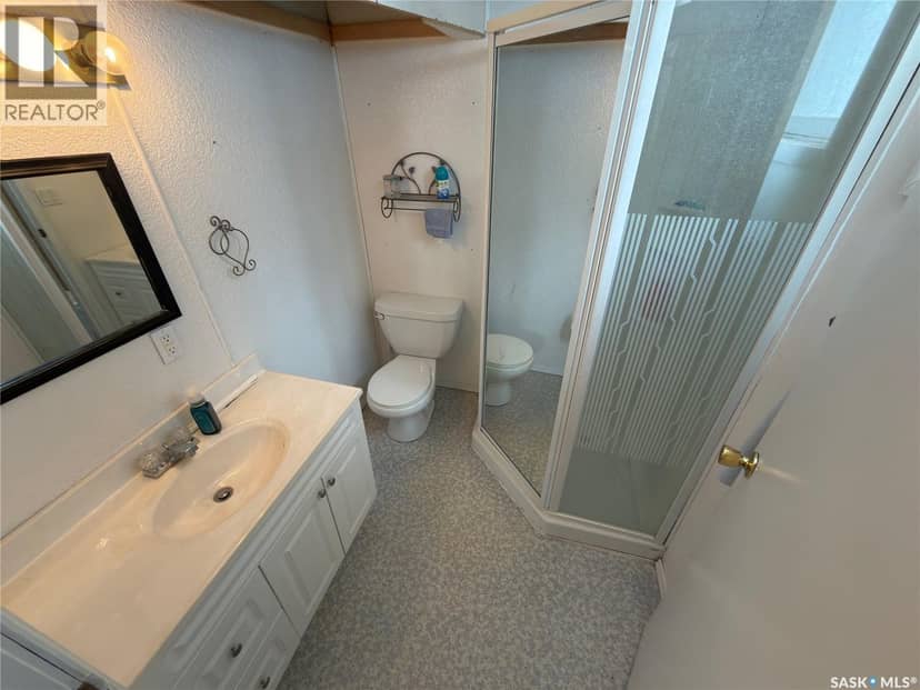 412 Main STREET — photo 21 of 23