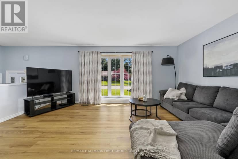 57 Freeman Drive — photo 8 of 40