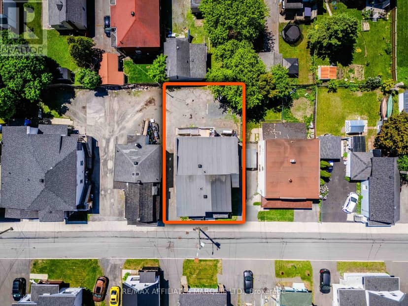 231 Louisa Street — photo 2 of 11