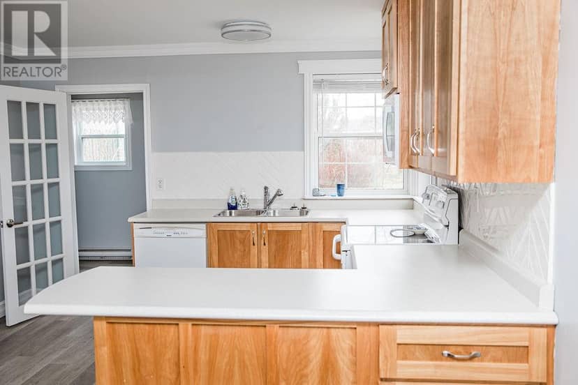 20 Swan's Road, Placentia, photo 7