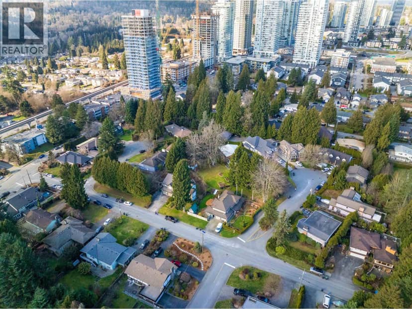 525 PERTH AVENUE, Coquitlam, photo 7