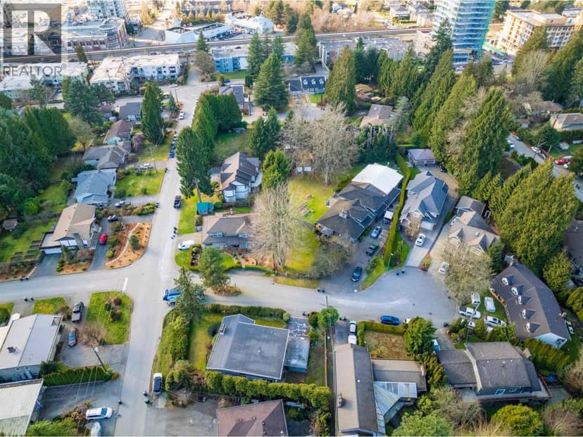 525 PERTH AVENUE, Coquitlam, photo 8