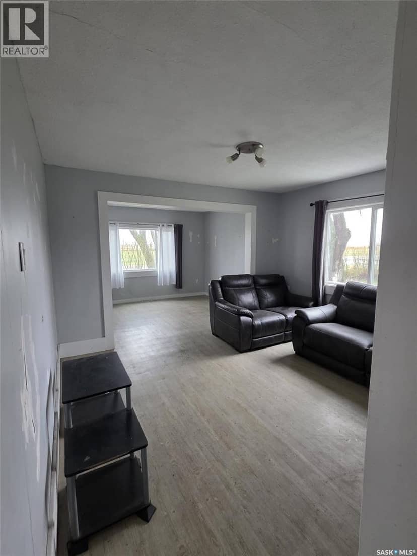 700 Railway AVENUE — photo 15 of 17