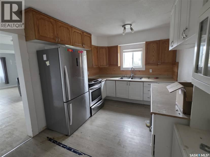 700 Railway AVENUE — photo 16 of 17
