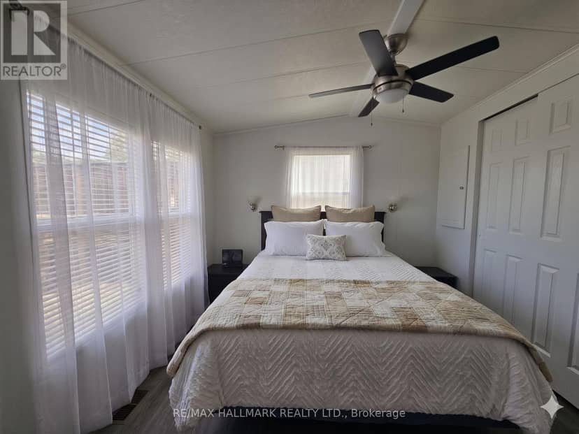 78 Lindsay Road — photo 38 of 40