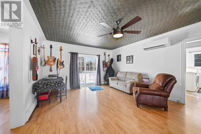 289 Old Martin Road — photo 12 of 40