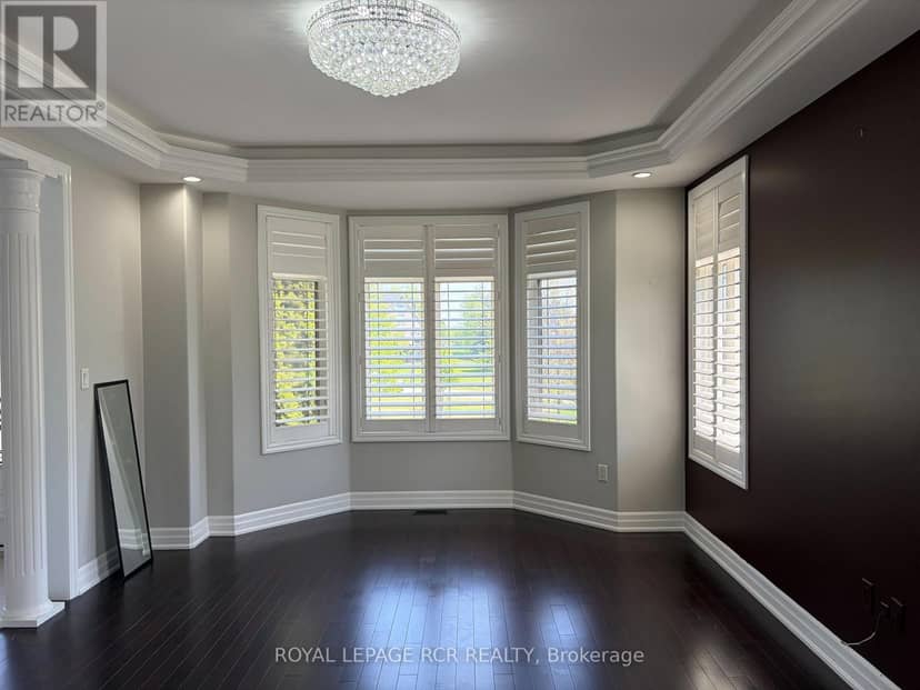 25 Brookhaven Crescent — photo 14 of 40